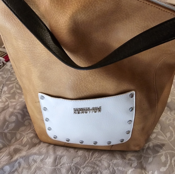 Kenneth Cole Reaction purse - Picture 2 of 5